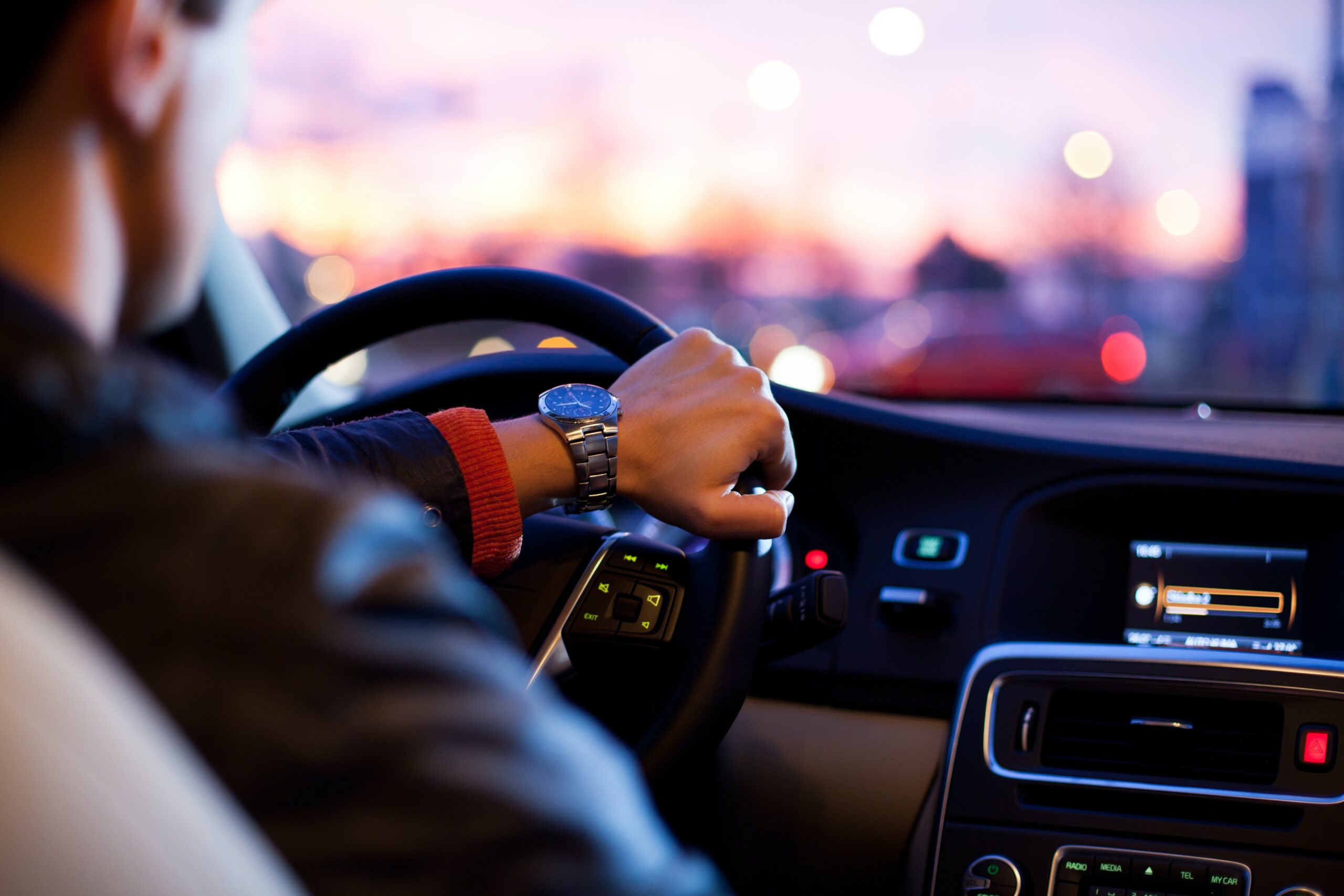 sharwan894984 driving 7351259